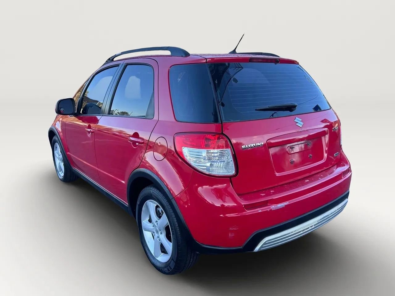 Used 2008 Suzuki SX4 Hatchback 4D image 4