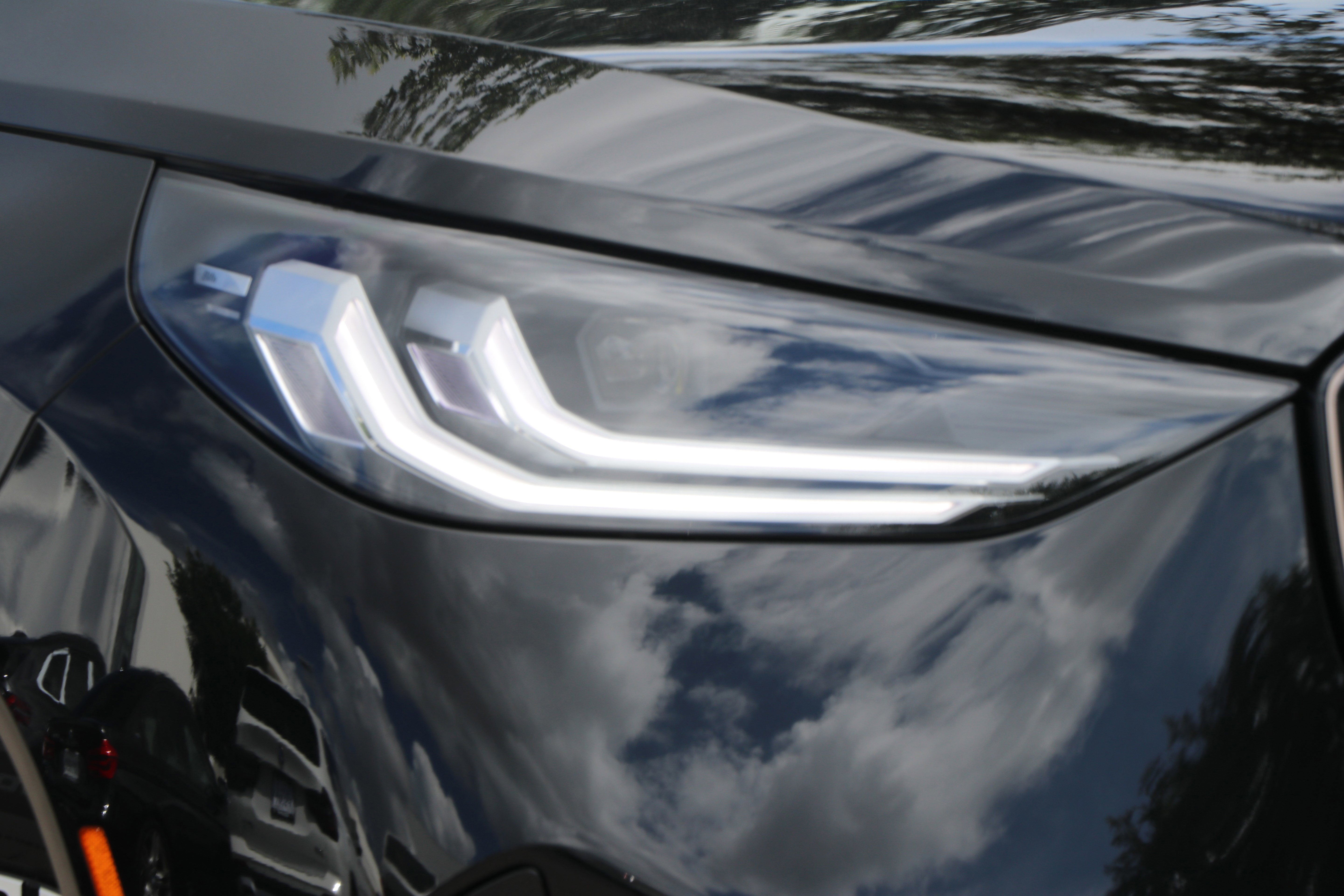 Certified 2025 BMW X3 xDrive30i w/ Premium Package AWD/4WD image 5