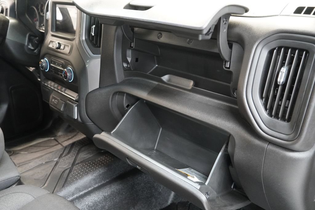 Used 2025 Chevrolet Silverado 1500 Custom image 29