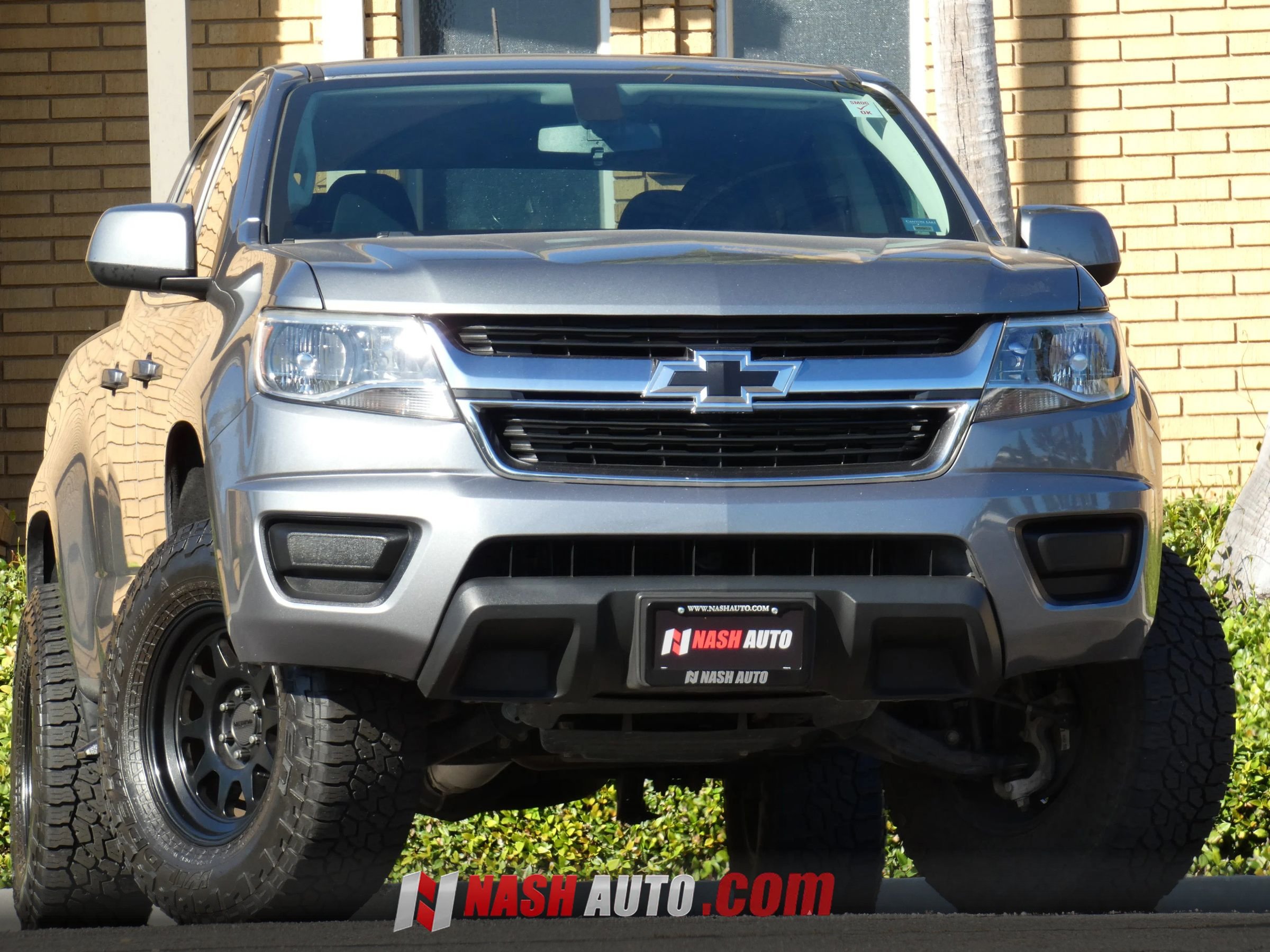 Used 2018 Chevrolet Colorado LT RWD image 1