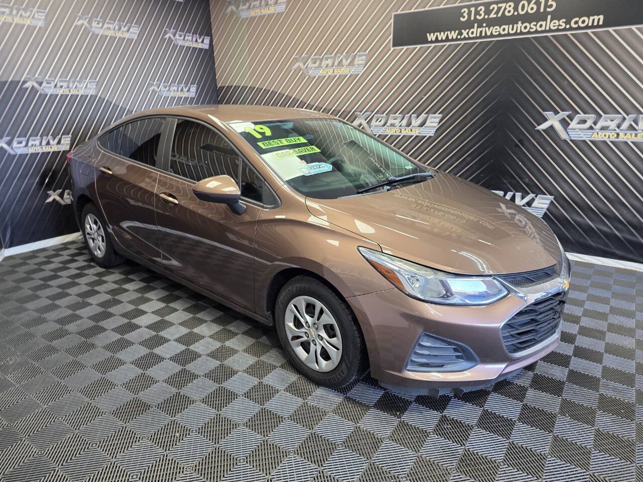 Used 2019 Chevrolet Cruze LS FWD image 7
