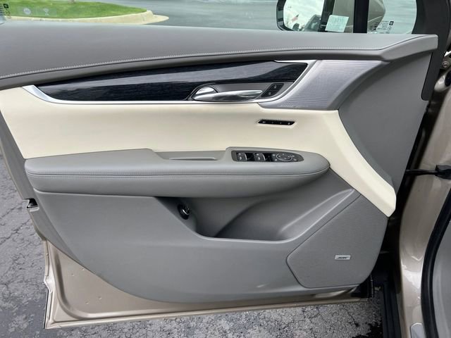 Certified 2023 Cadillac XT6 Premium Luxury w/ Technology Package AWD/4WD image 18