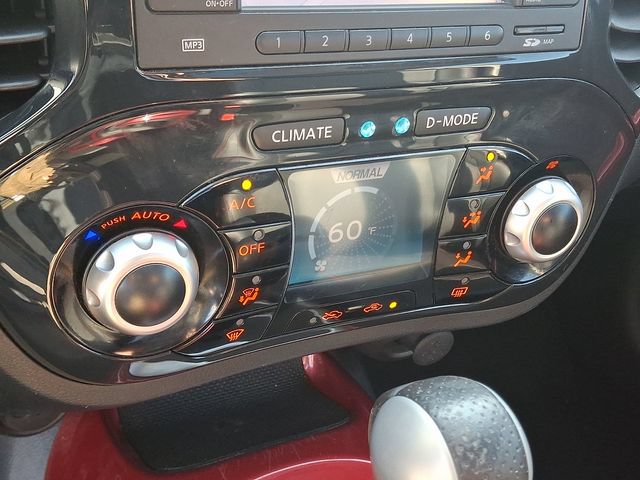 Used 2013 Nissan Juke SL AWD/4WD image 17