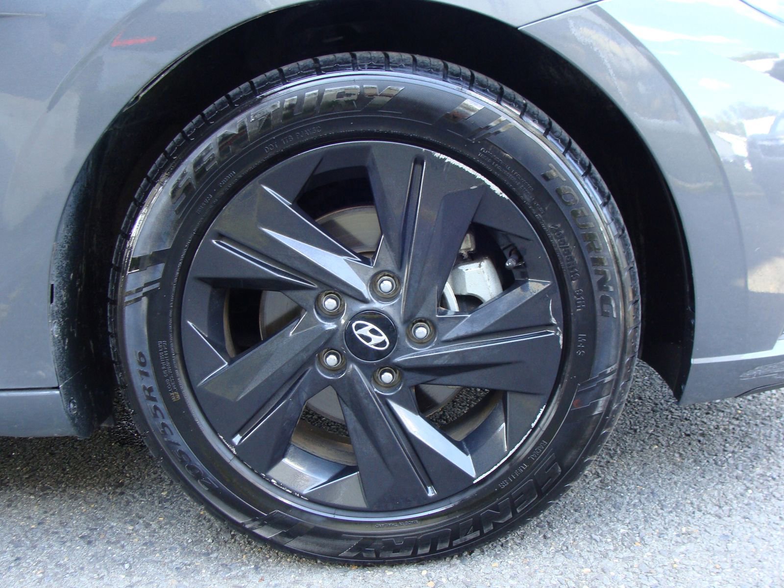 Used 2023 Hyundai Elantra SEL w/ Preferred Accessory Package image 31