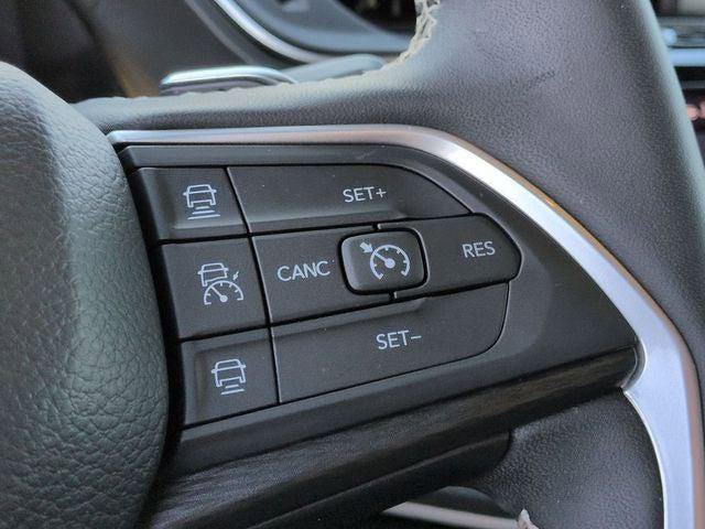 Certified 2024 Jeep Grand Cherokee Altitude image 18