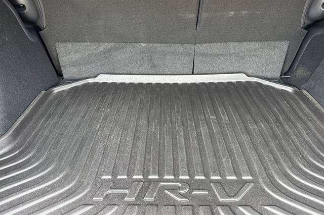 Used 2019 Honda HR-V EX-L image 16