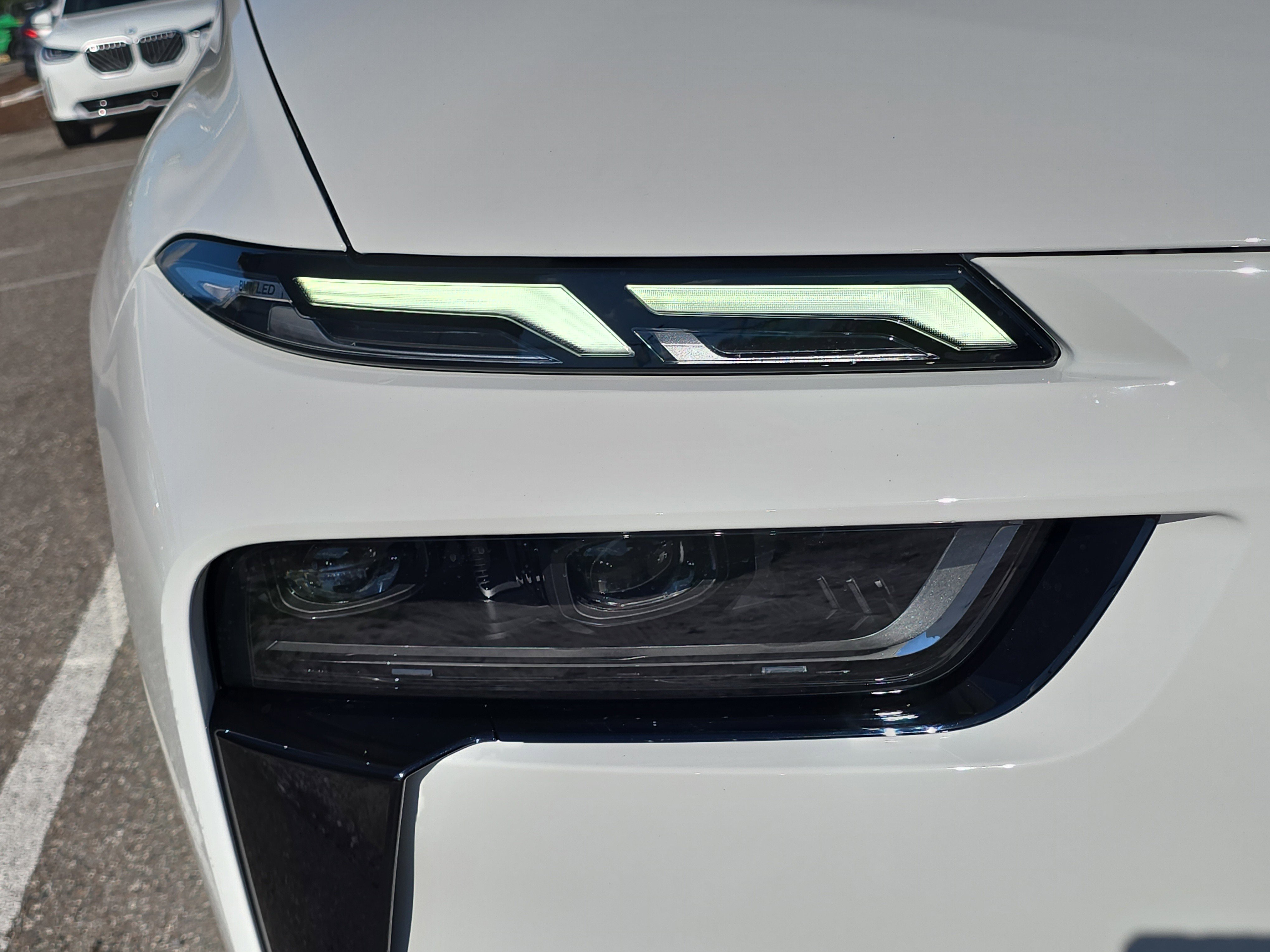New 2026 BMW X7 M60i image 7