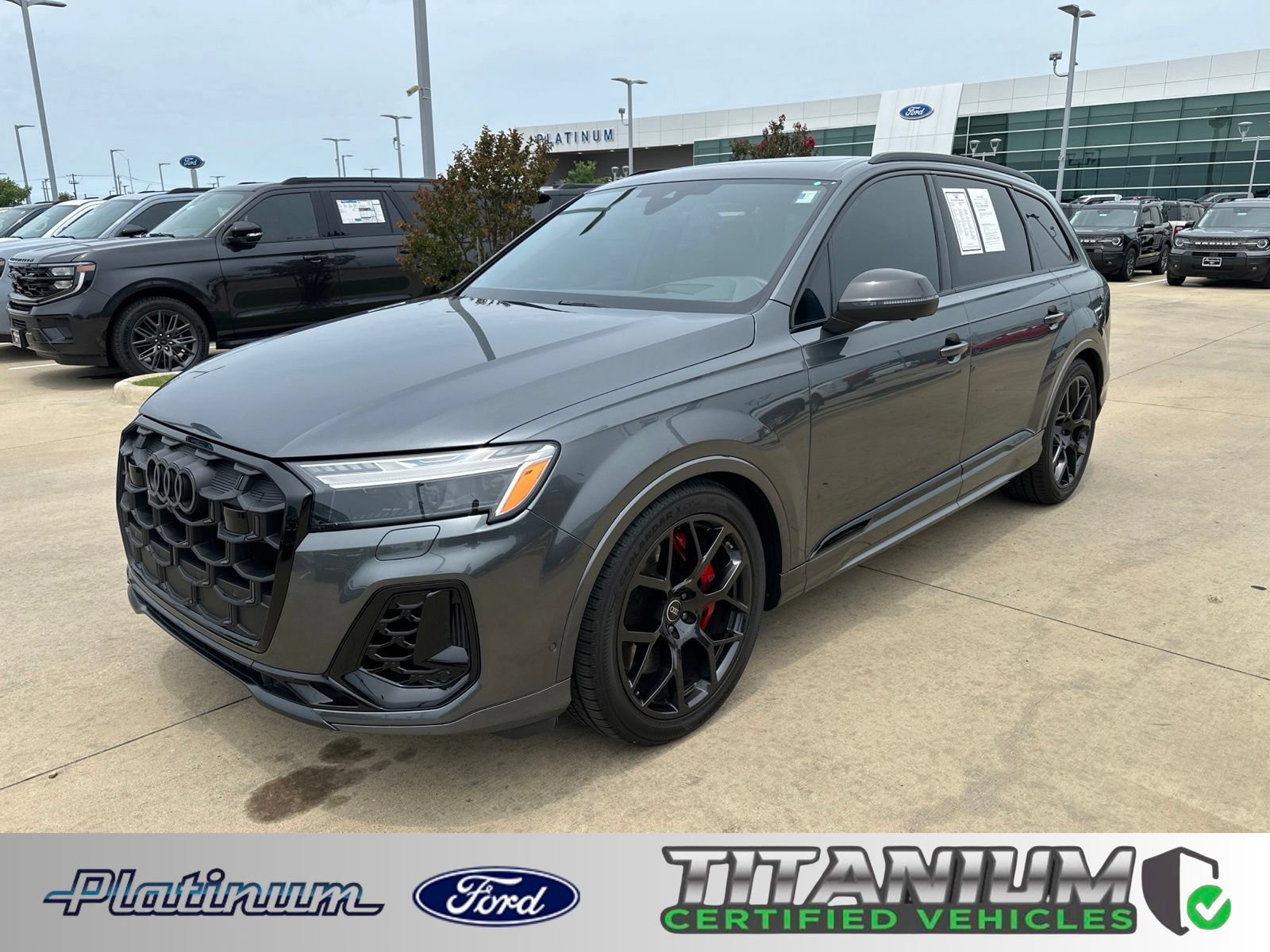 Used 2025 Audi SQ7 Prestige w/ Prestige Package