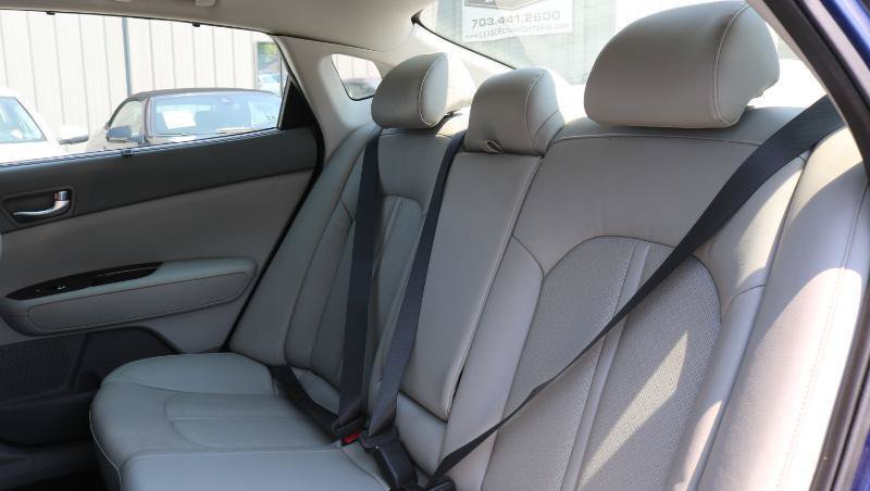 Used 2016 Kia Optima EX w/ Premium Package FWD image 17