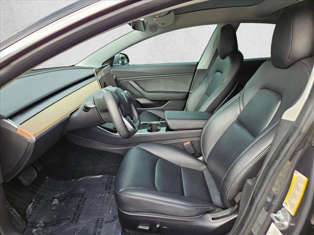 Used 2019 Tesla Model 3 Standard Range Plus image 14