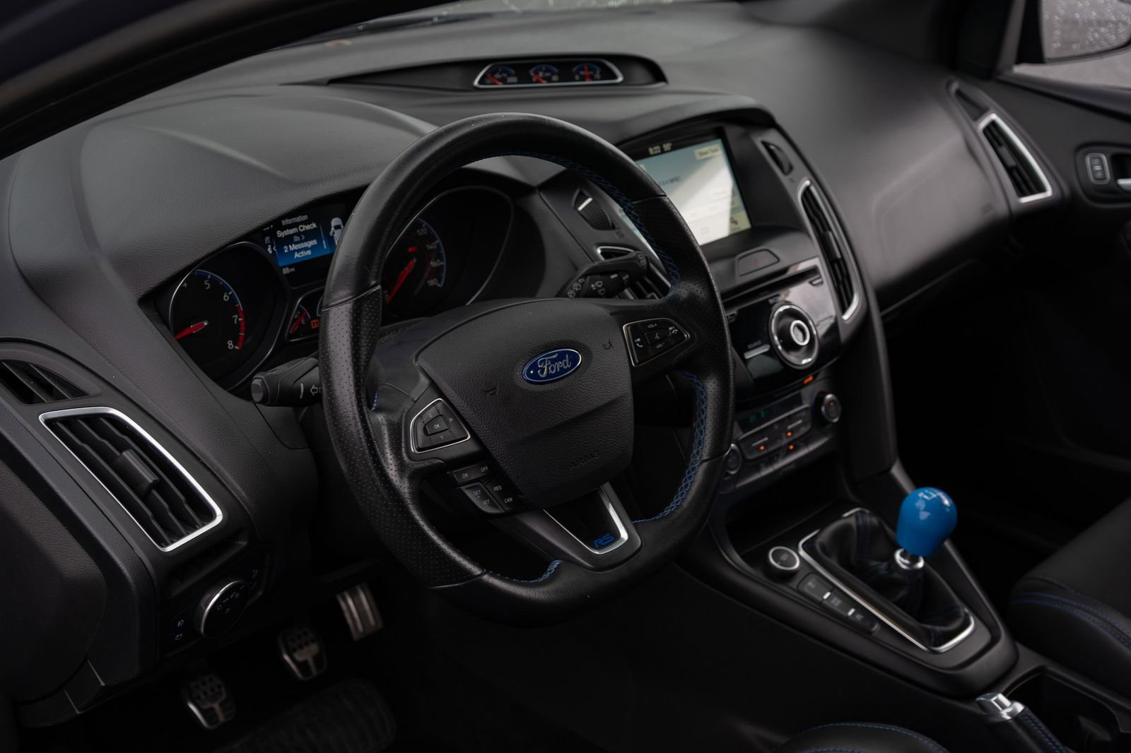 Used 2016 Ford Focus RS image 25