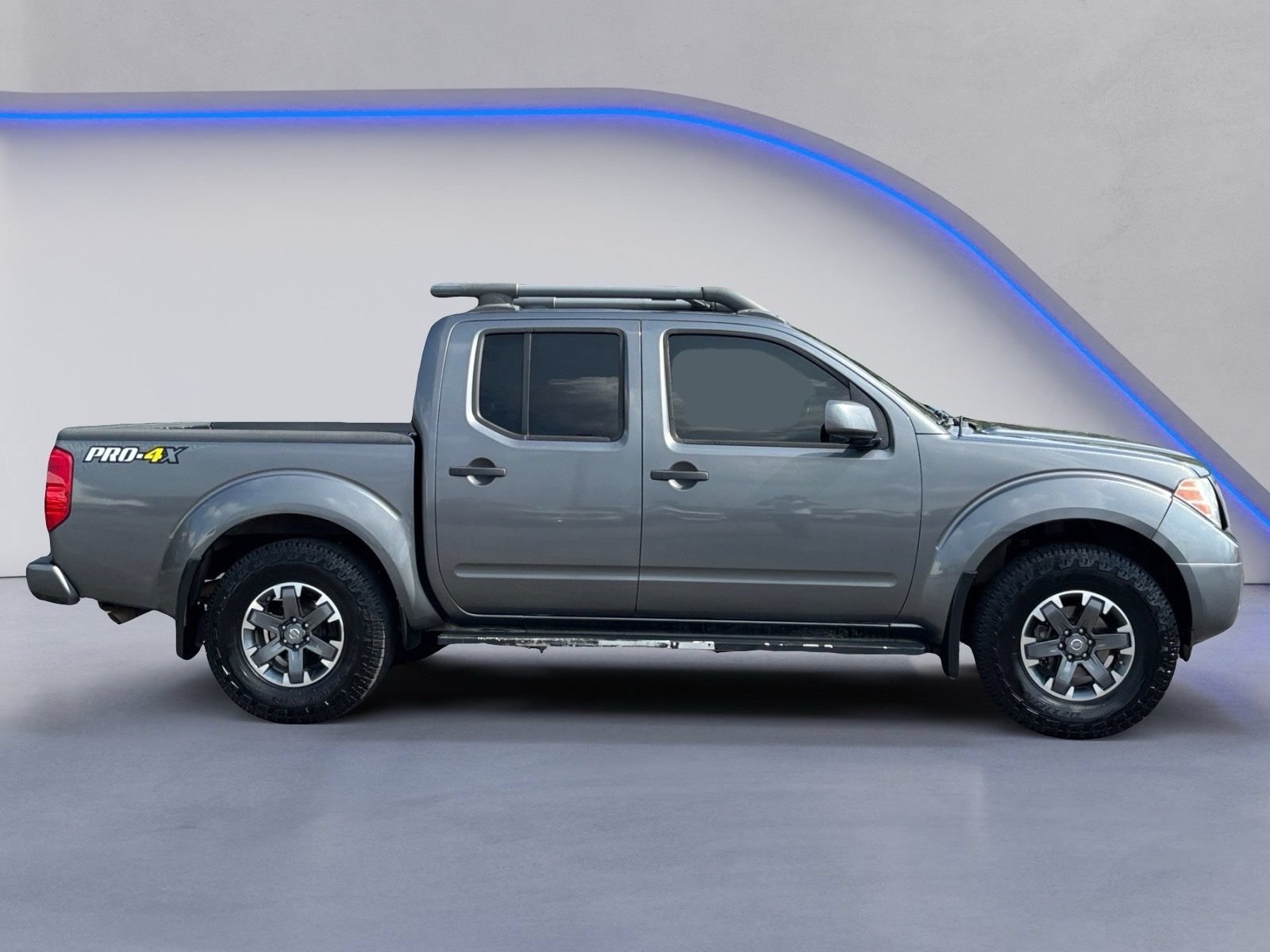 Used 2018 Nissan Frontier PRO-4X w/ Pro-4x Luxury Package AWD/4WD image 6