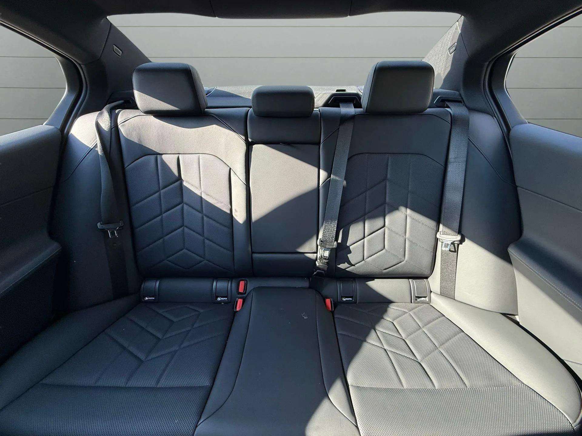Used 2024 BMW 530i xDrive w/ Premium Package image 54