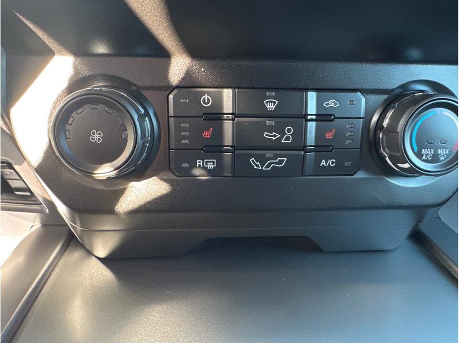 Used 2019 Ford F150 XLT w/ Equipment Group 302A Luxury image 18