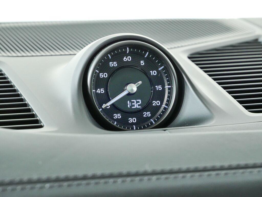 New 2026 Porsche Cayenne Coupe AWD/4WD image 18