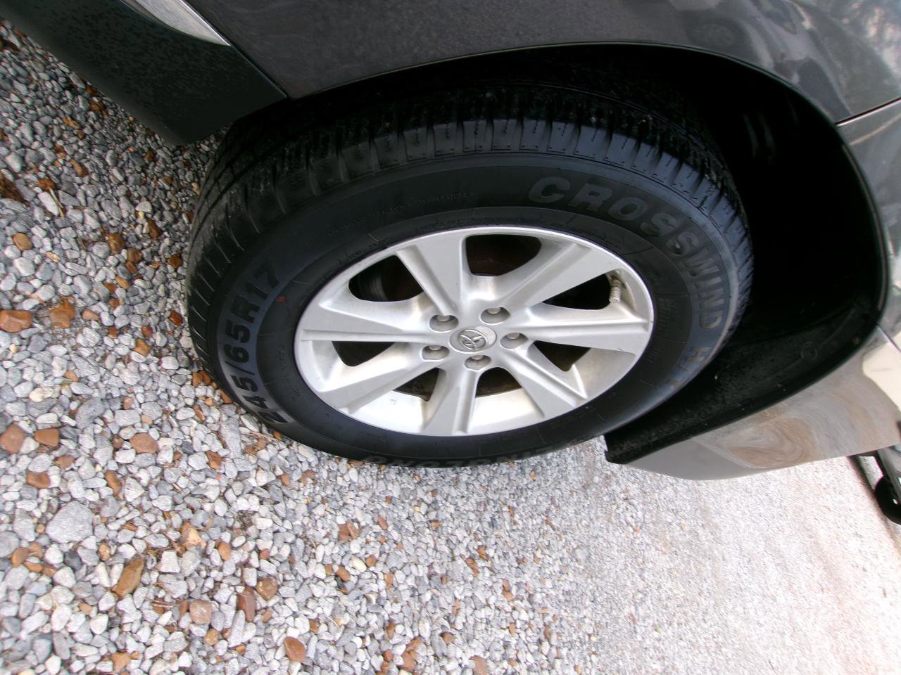 Used 2011 Toyota Highlander SE w/ Tow Pkg AWD/4WD image 8