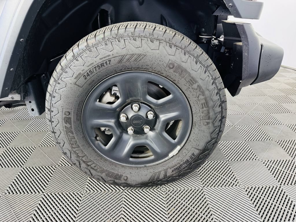 Used 2026 Jeep Wrangler Unlimited Sport AWD/4WD image 30