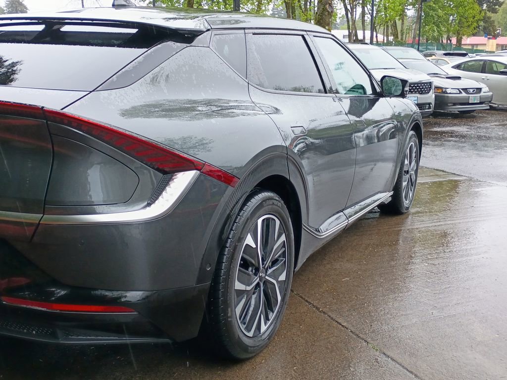 Used 2023 Kia EV6 Wind w/ Wind Technology Package image 4