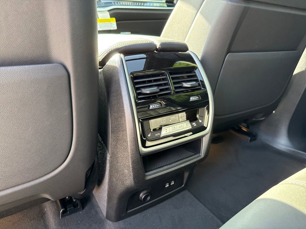 New 2026 BMW X5 xDrive50e image 21