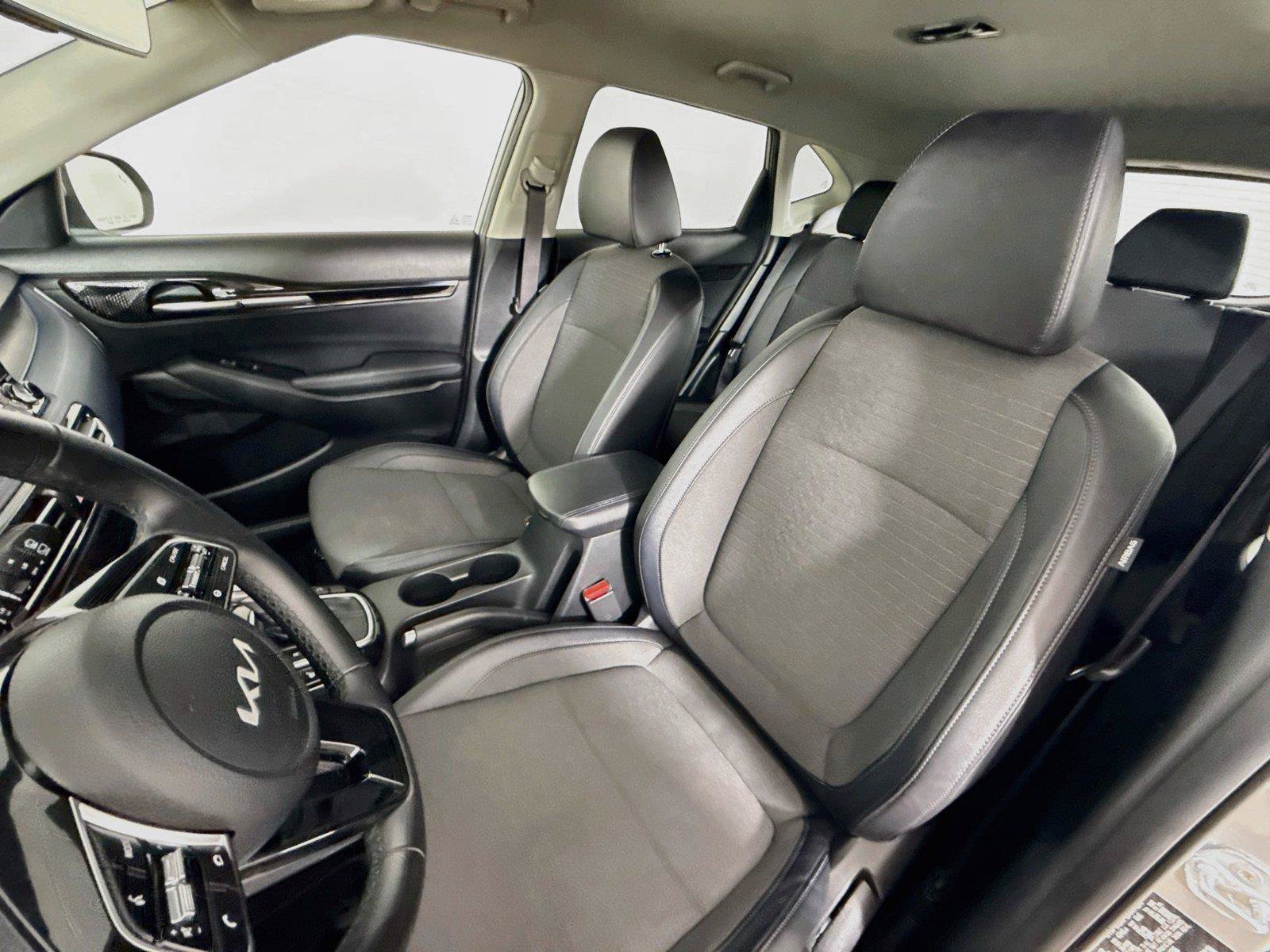Used 2023 Kia Seltos Nightfall Edition AWD/4WD image 5