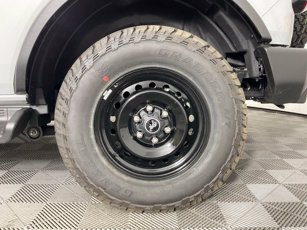 New 2026 Ford Bronco Outer Banks AWD/4WD image 10