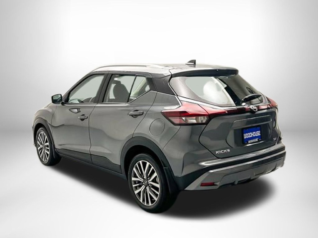 Used 2023 Nissan Kicks SV FWD image 7