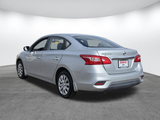 Used 2017 Nissan Sentra S image 6