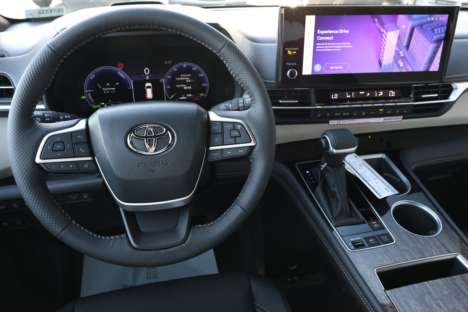 New 2026 Toyota Sienna Platinum AWD/4WD image 16