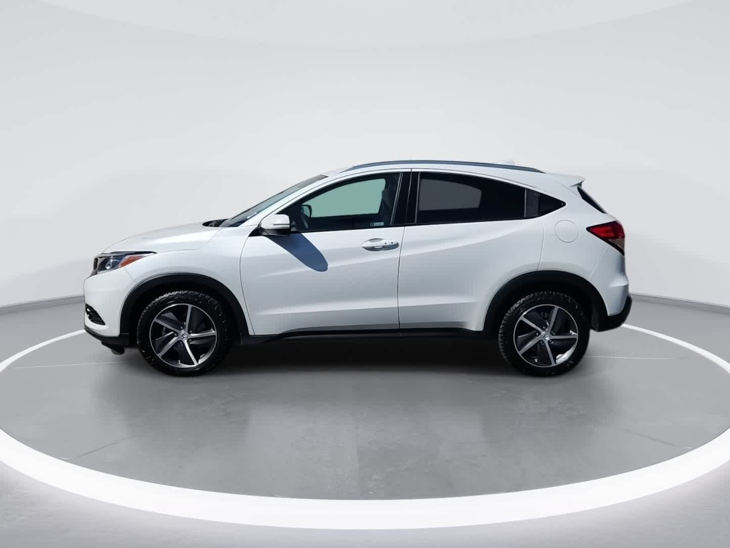 Used 2021 Honda HR-V EX image 5