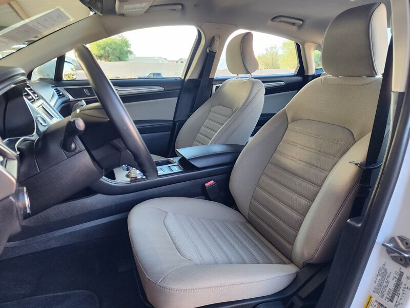Used 2018 Ford Fusion S FWD image 24