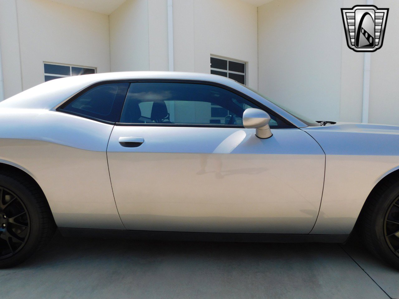 Used 2015 Dodge Challenger SXT w/ Driver Convenience Group image 12