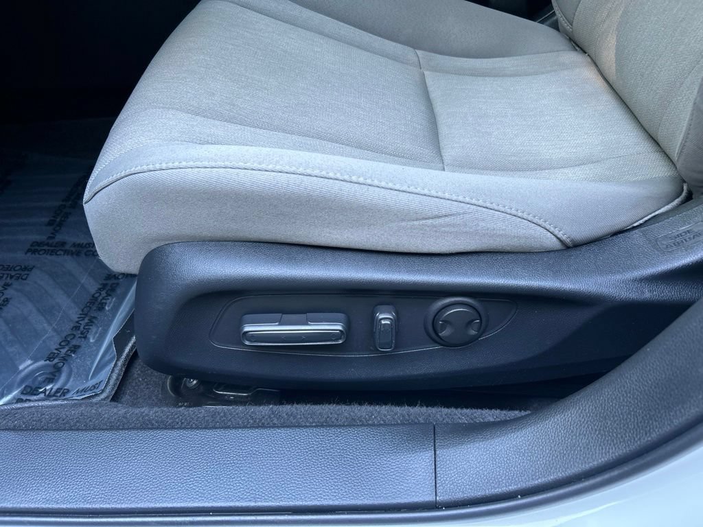 Used 2023 Honda Accord EX image 15