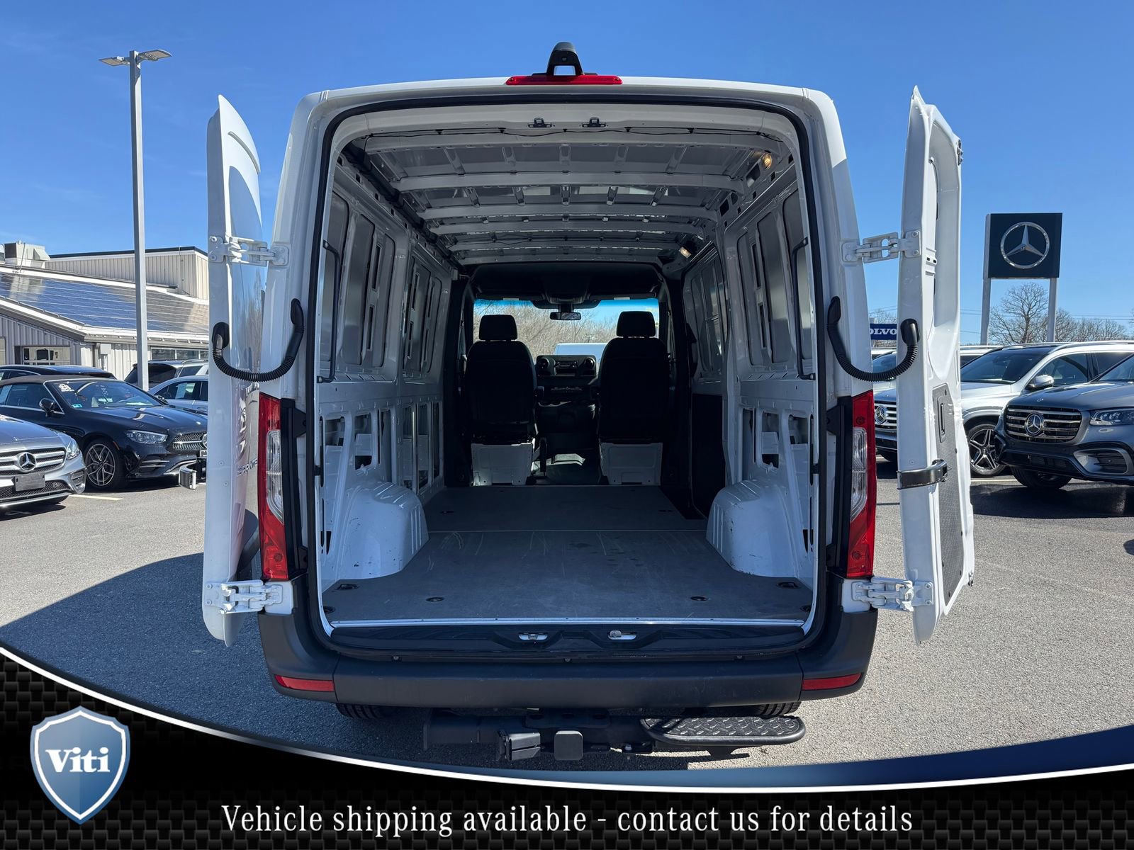 Used 2025 Mercedes-Benz Sprinter 2500 image 20