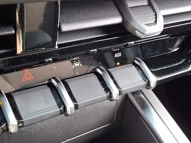 New 2026 GMC Canyon Elevation image 17