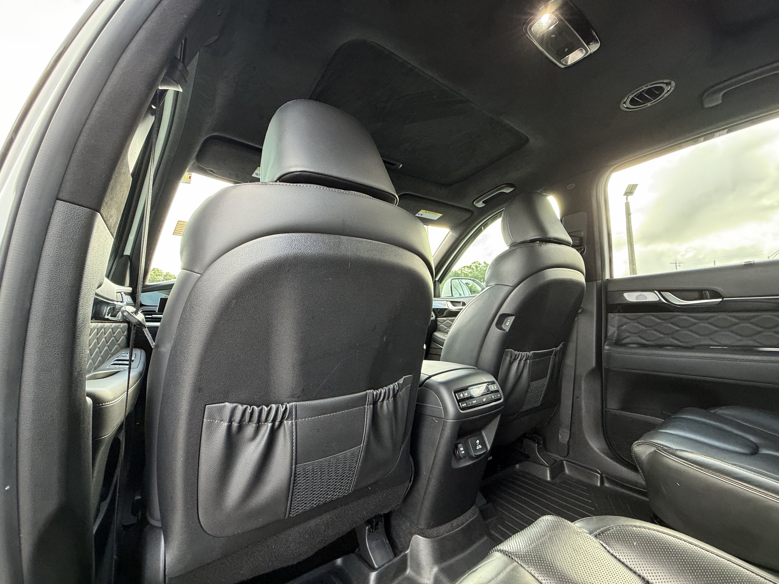 Used 2022 Hyundai Palisade Calligraphy FWD image 16