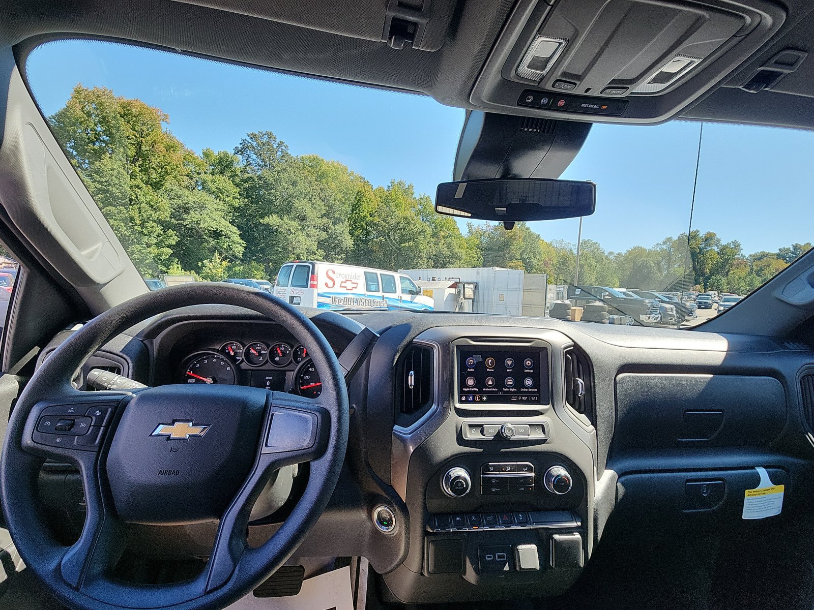 New 2026 Chevrolet Silverado 1500 Custom w/ LPO, Dark Essentials Package AWD/4WD image 20