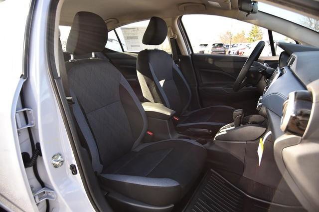 New 2025 Nissan Versa SV image 19