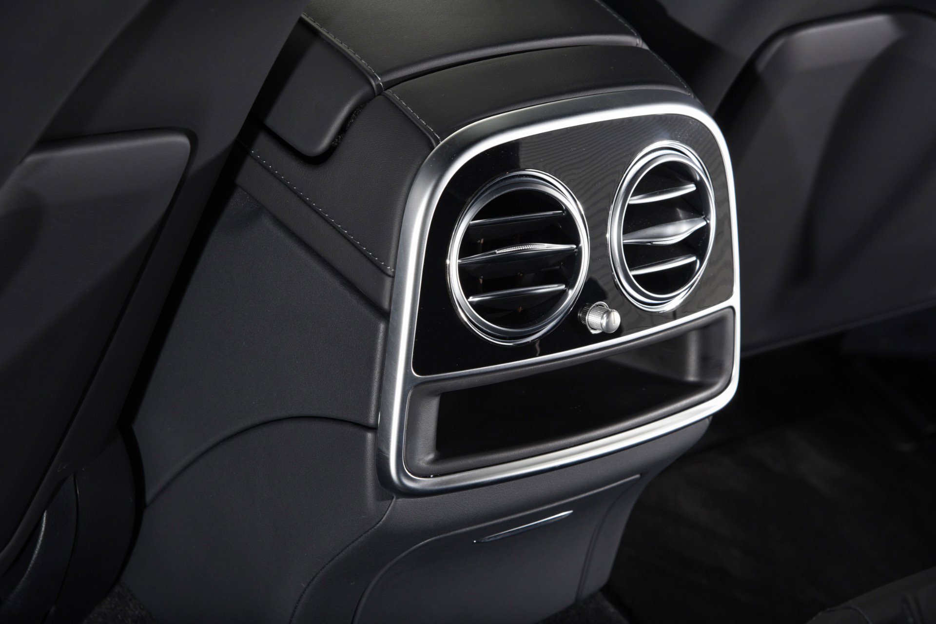 Used 2020 Mercedes-Benz S 63 AMG 4MATIC Sedan image 39