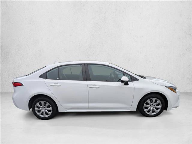 Used 2023 Toyota Corolla LE image 4