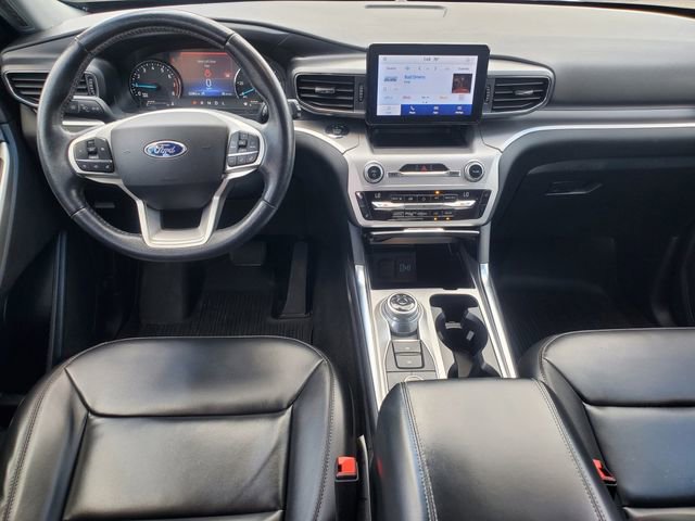 Used 2021 Ford Explorer XLT w/ Equipment Group 202A image 30