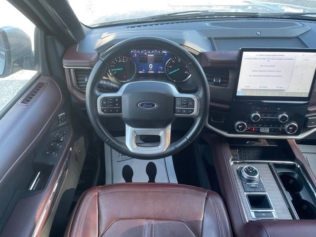 Used 2023 Ford Expedition Limited image 14