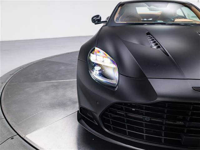 New 2027 Aston Martin Vanquish RWD image 17