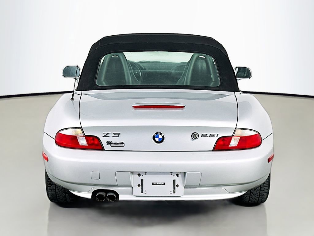 Used 2001 BMW Z3 2.5i RWD image 6