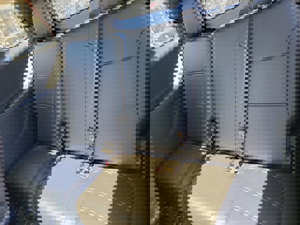 Used 2020 Chevrolet Traverse Premier w/ Redline Edition FWD image 11