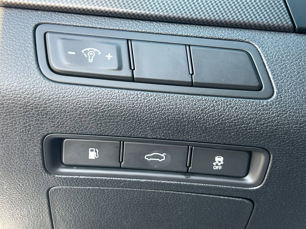 Used 2017 Hyundai Sonata Sport w/ Value Edition Package 02 image 30