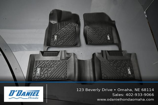 Used 2019 Jeep Grand Cherokee Summit AWD/4WD image 40