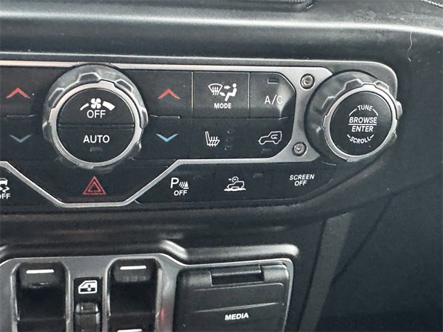 Certified 2022 Jeep Wrangler Unlimited Rubicon 4xe w/ Cold Weather Group image 36