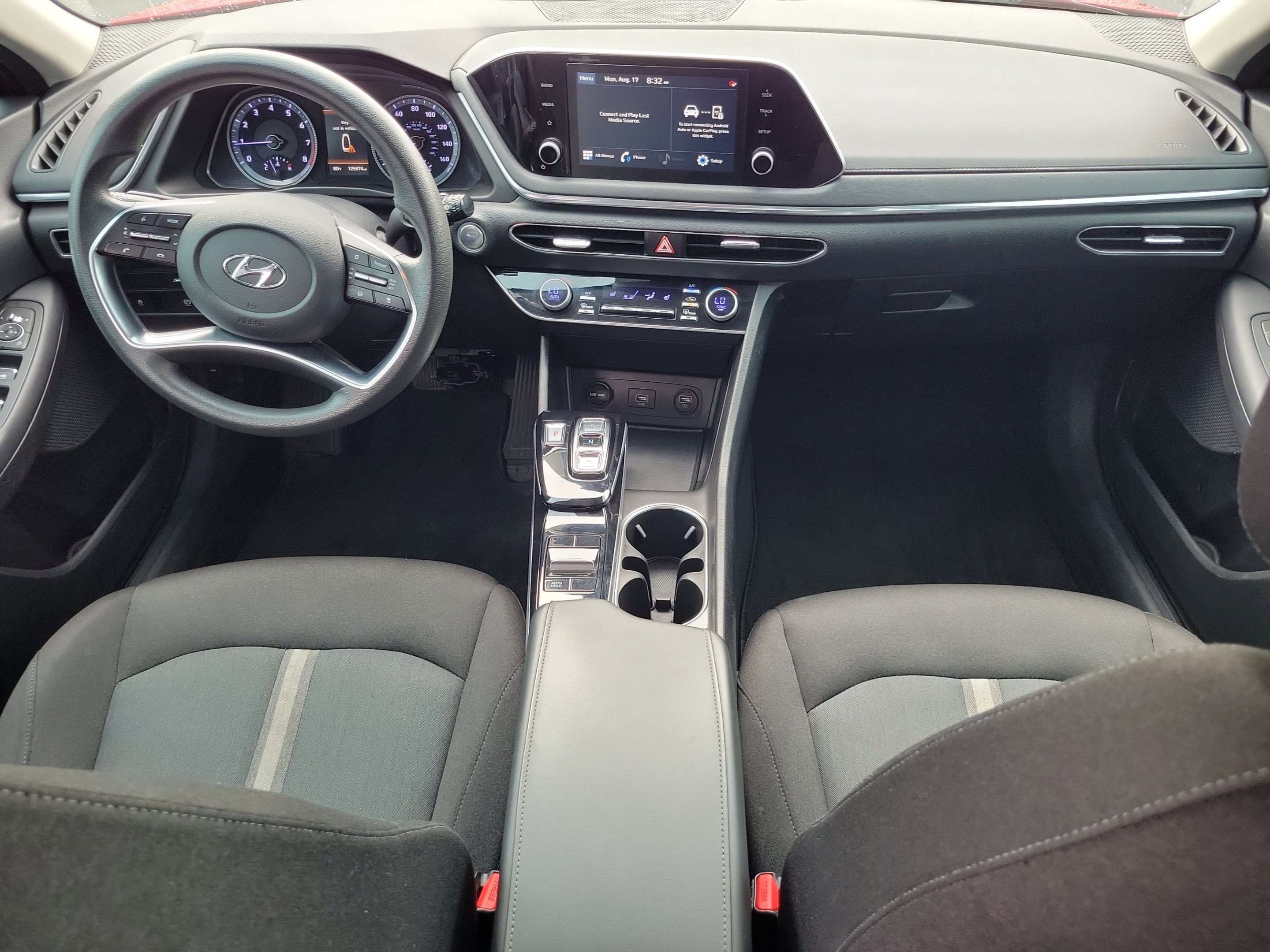 Used 2021 Hyundai Sonata SEL w/ Preferred Accessory Package FWD image 10
