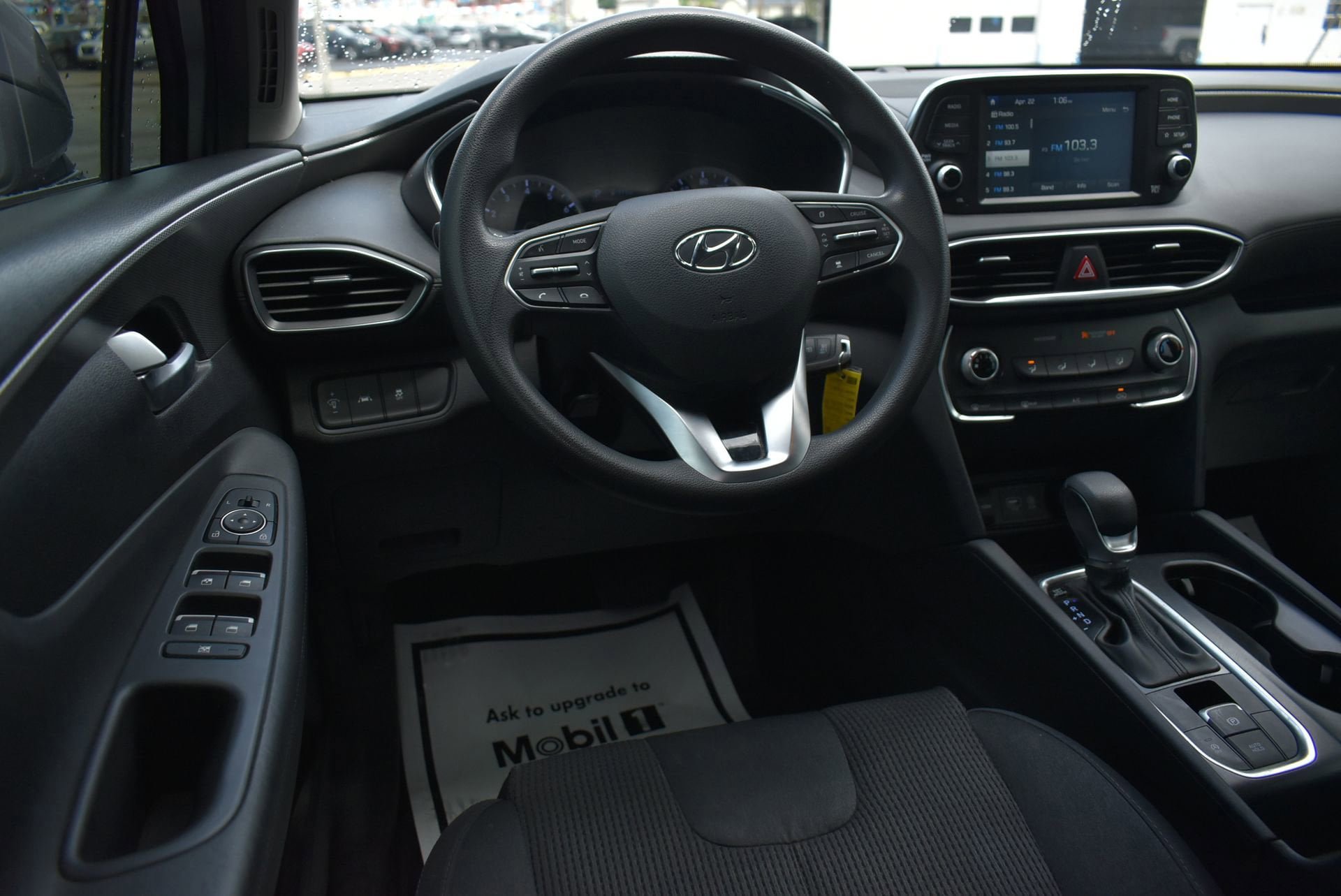 Used 2020 Hyundai Santa Fe SE FWD image 17