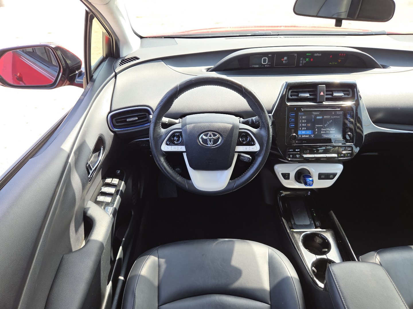 Used 2018 Toyota Prius Three Touring FWD image 23